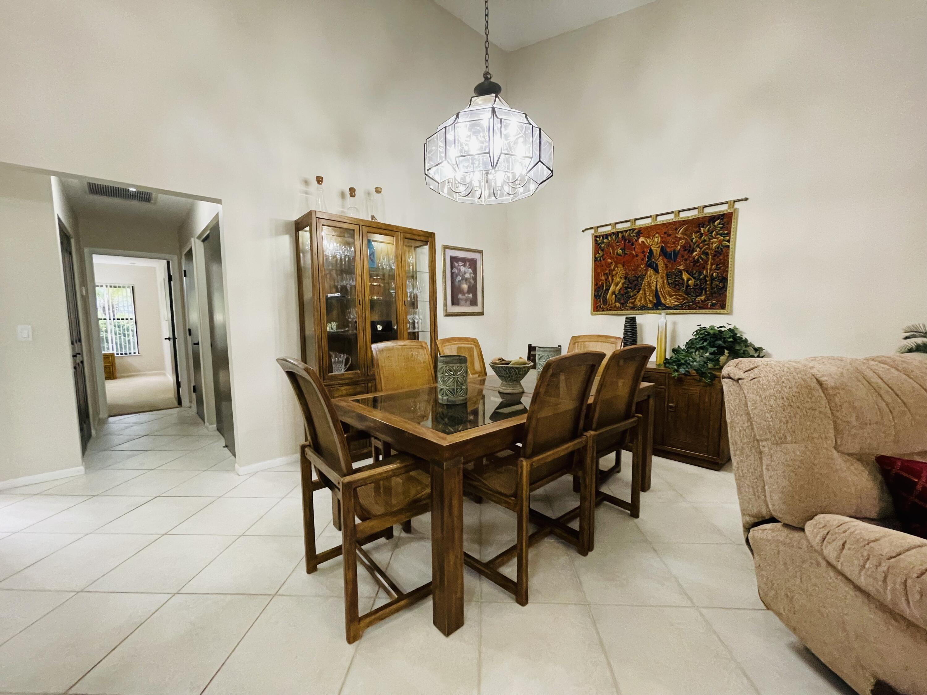 354 Southwest 28th Avenue Delray Beach, FL 33445 - Photo 4 of 54 IMG_0809