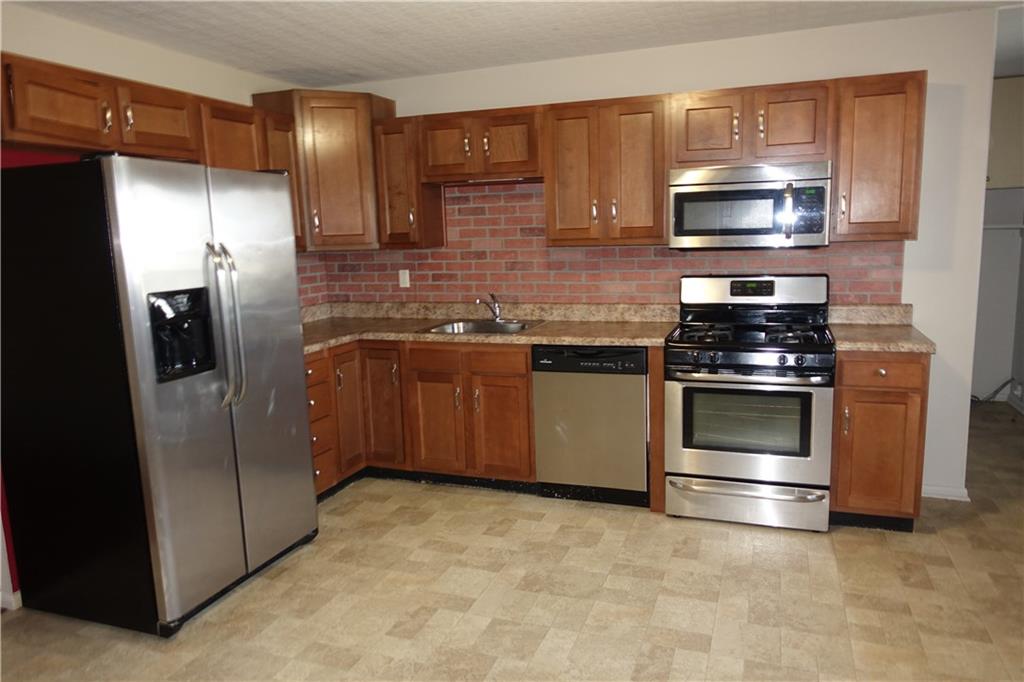 1610 Westgate Road Seymour, IN 47274 - Photo 13 of 42 Gallery Image 13