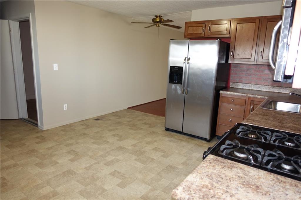 1610 Westgate Road Seymour, IN 47274 - Photo 15 of 42 Gallery Image 15