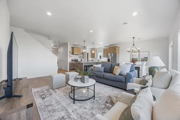 $899,900 | 7717 81st Avenue South, Horace, ND 58047