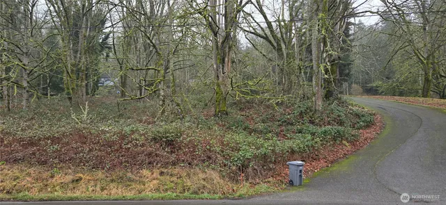 $500,000 | 70 Lakemont Boulevard Southeast, Bellevue, WA 98006