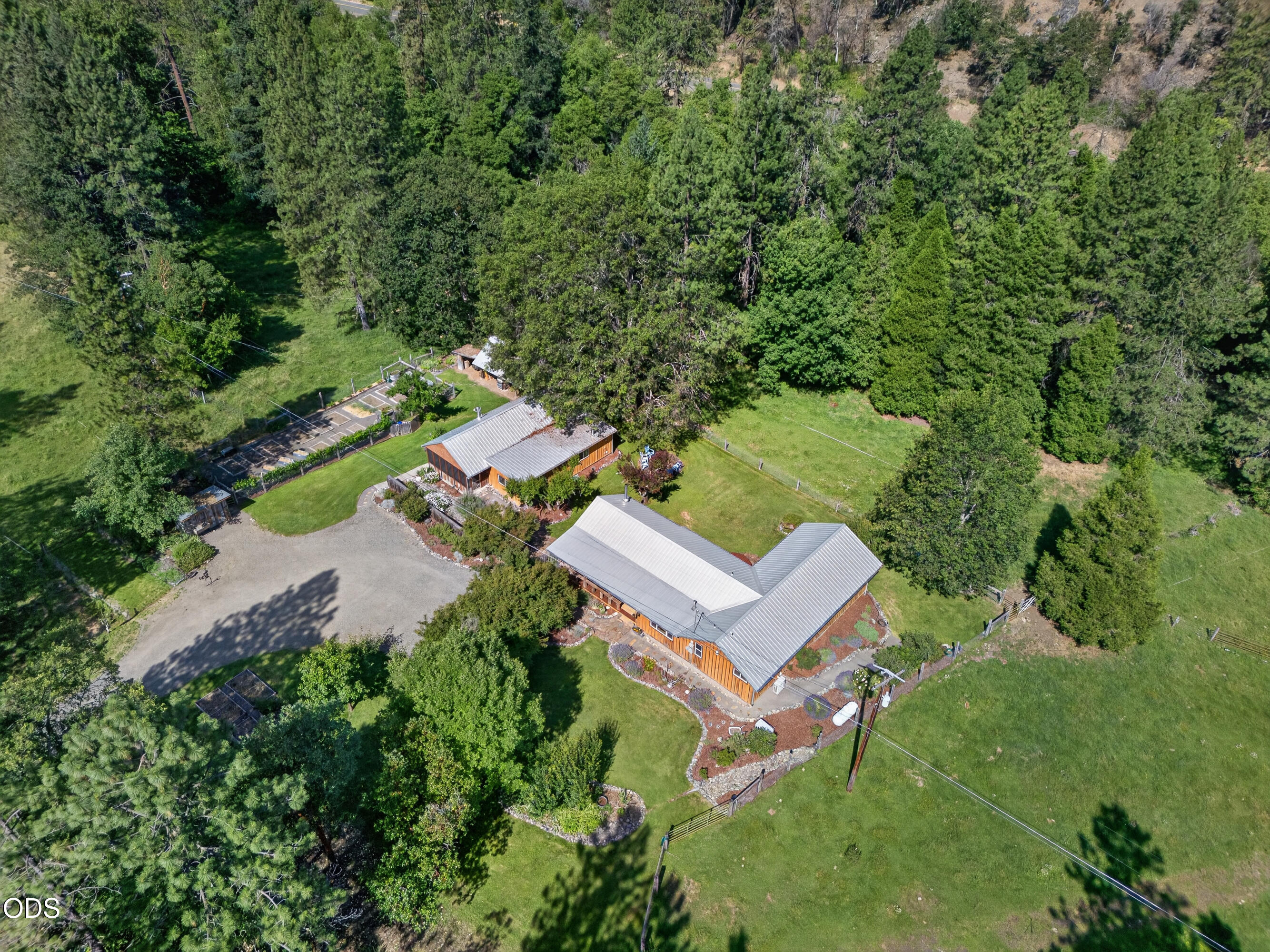 9662 Upper Applegate Road Jacksonville, OR 97530 - Photo 56 of 58