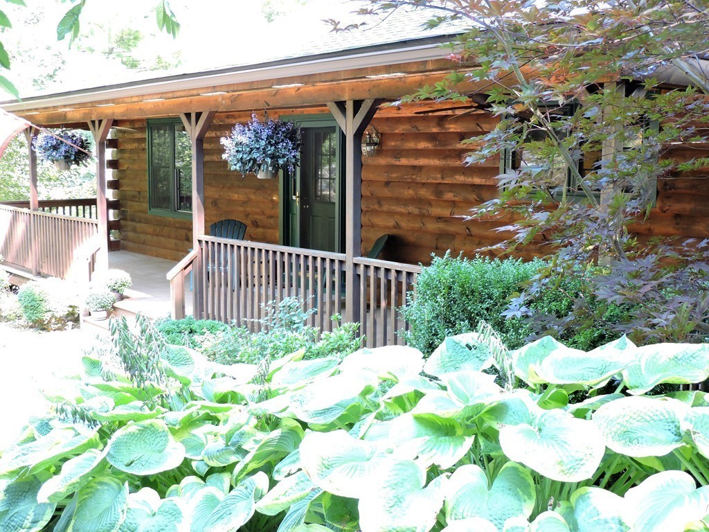 65 H Foote Road Charlton, MA 01507 - Photo 5 of 22 Gallery Image 5