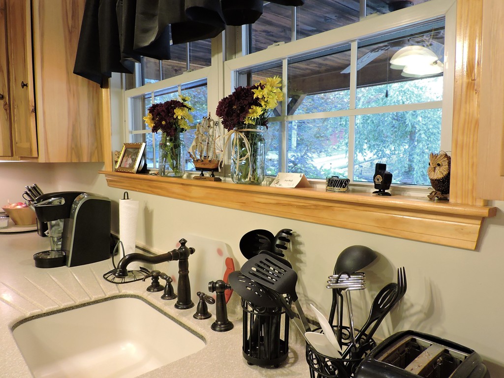 65 H Foote Road Charlton, MA 01507 - Photo 9 of 22 Gallery Image 9