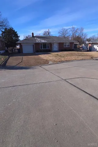 $295,000 | 10714 Winthrop Court, St. Louis, MO 63123