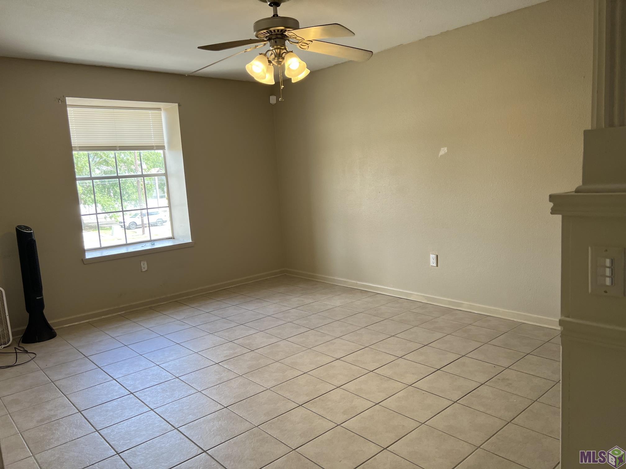 445 West Parker Boulevard, Unit 4 Baton Rouge, LA 70808 - Photo 6 of 12