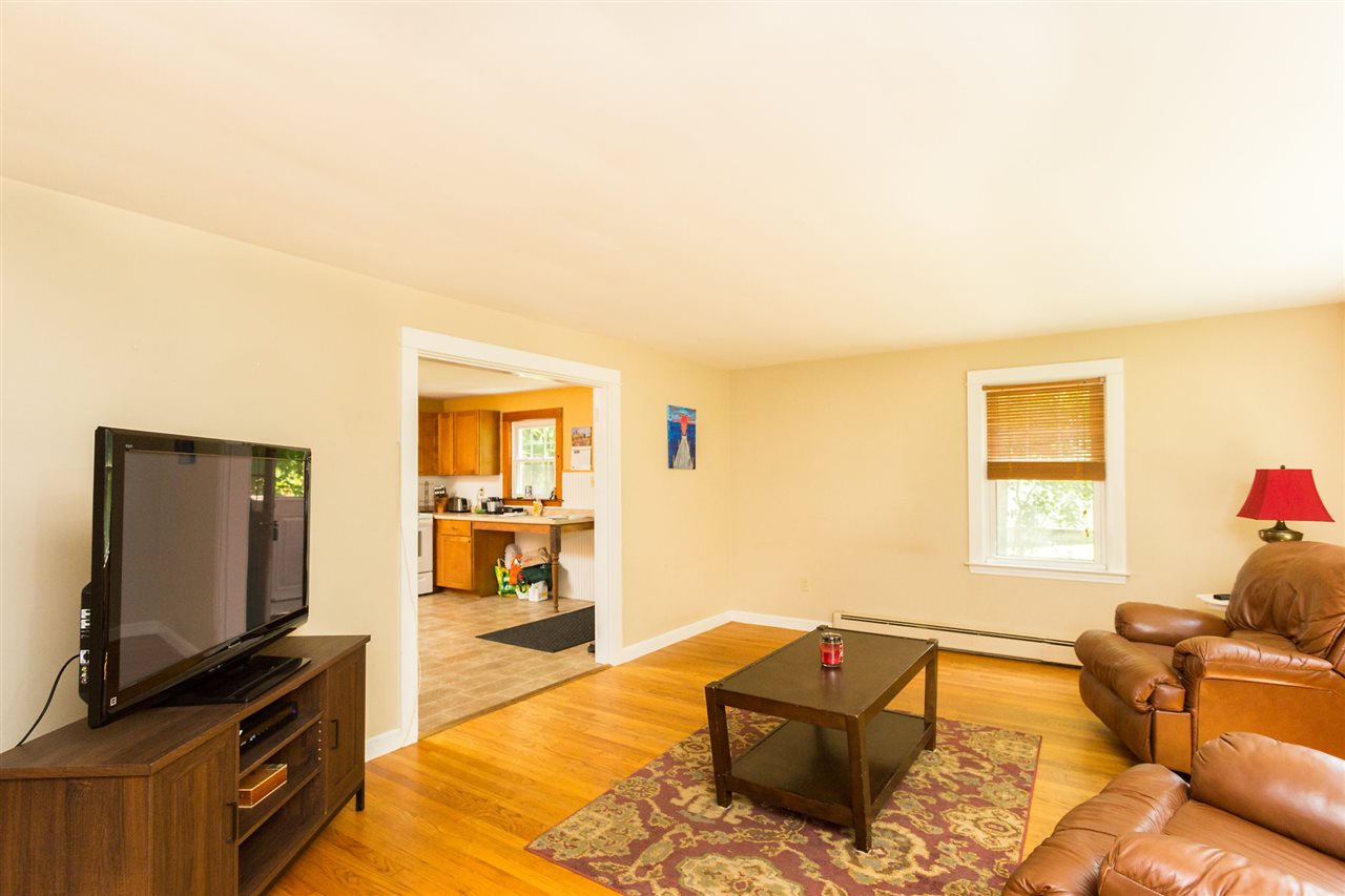 22 Fernald Road Kittery, ME 03904 - Photo 5 of 40