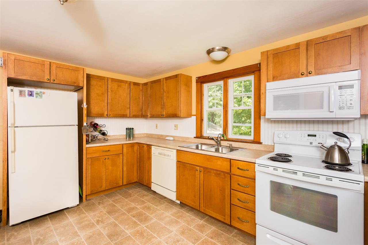 22 Fernald Road Kittery, ME 03904 - Photo 8 of 40