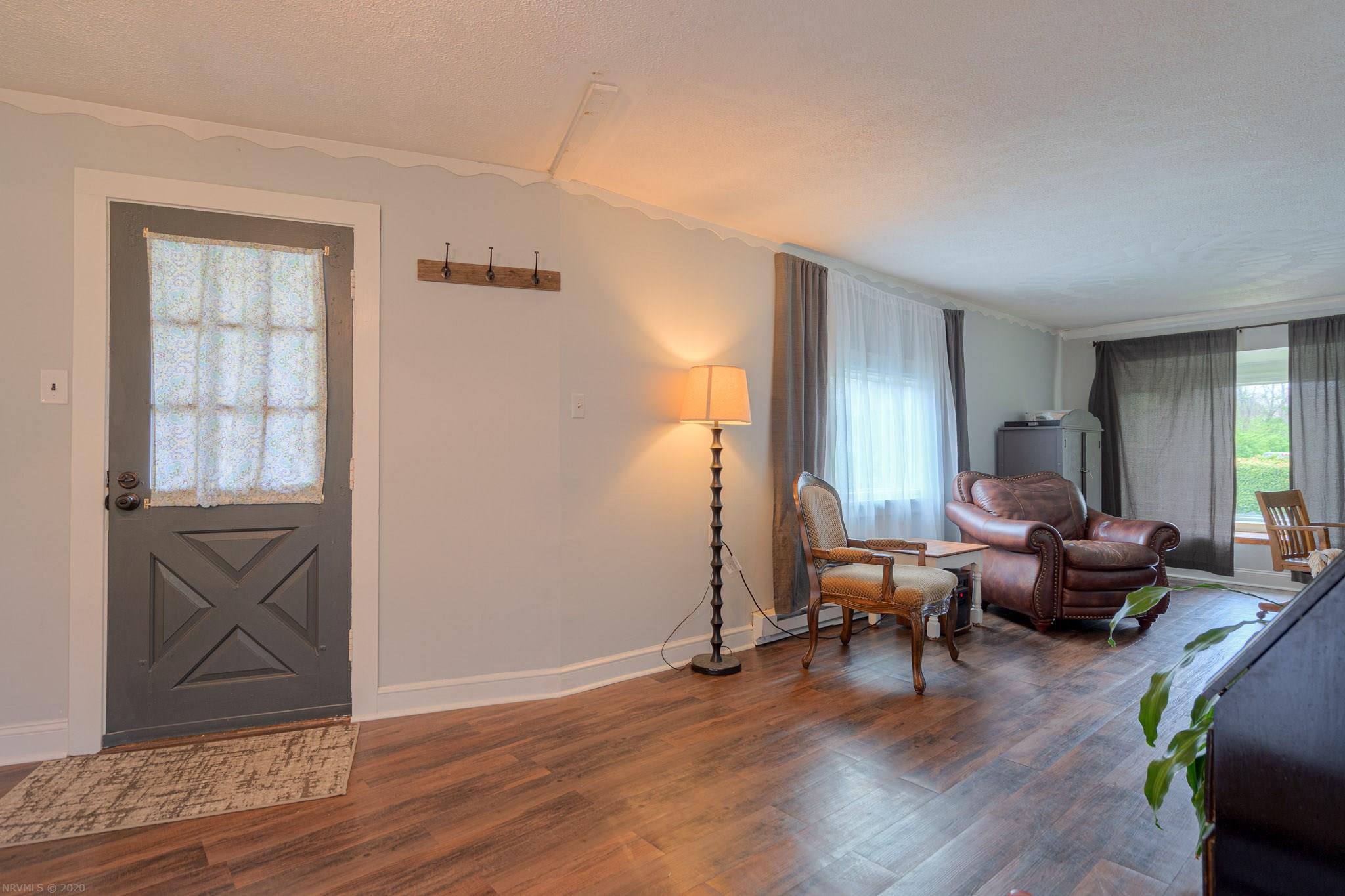 4751 Robinson Tract Road Pulaski, VA 24301 - Photo 6 of 43 Gallery Image 6