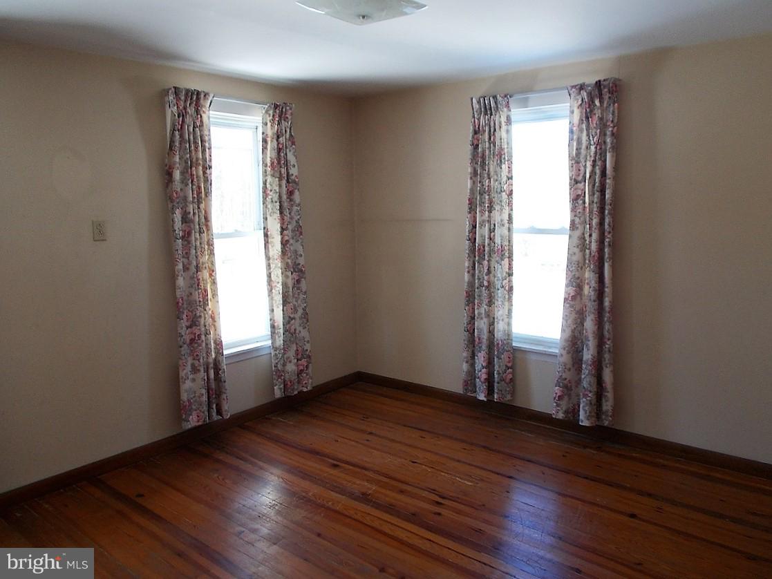 300 Harbaugh Valley Road Fairfield, PA 17320 - Photo 13 of 35 BEDROOM 1