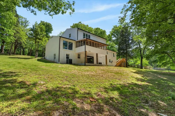 $658,000 | 1640 Simpson Drive, Clarksville, TN 37043