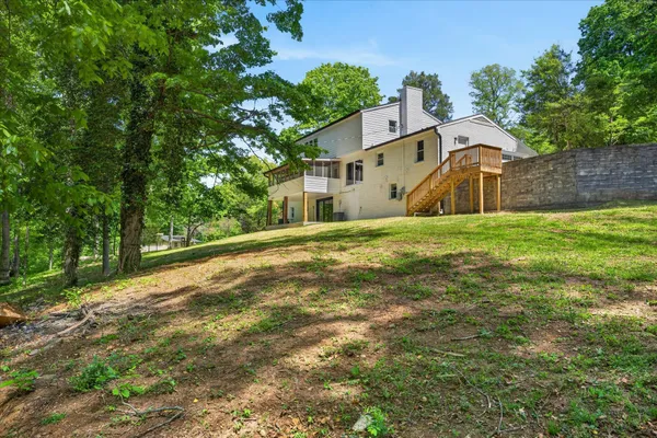 $658,000 | 1640 Simpson Drive, Clarksville, TN 37043