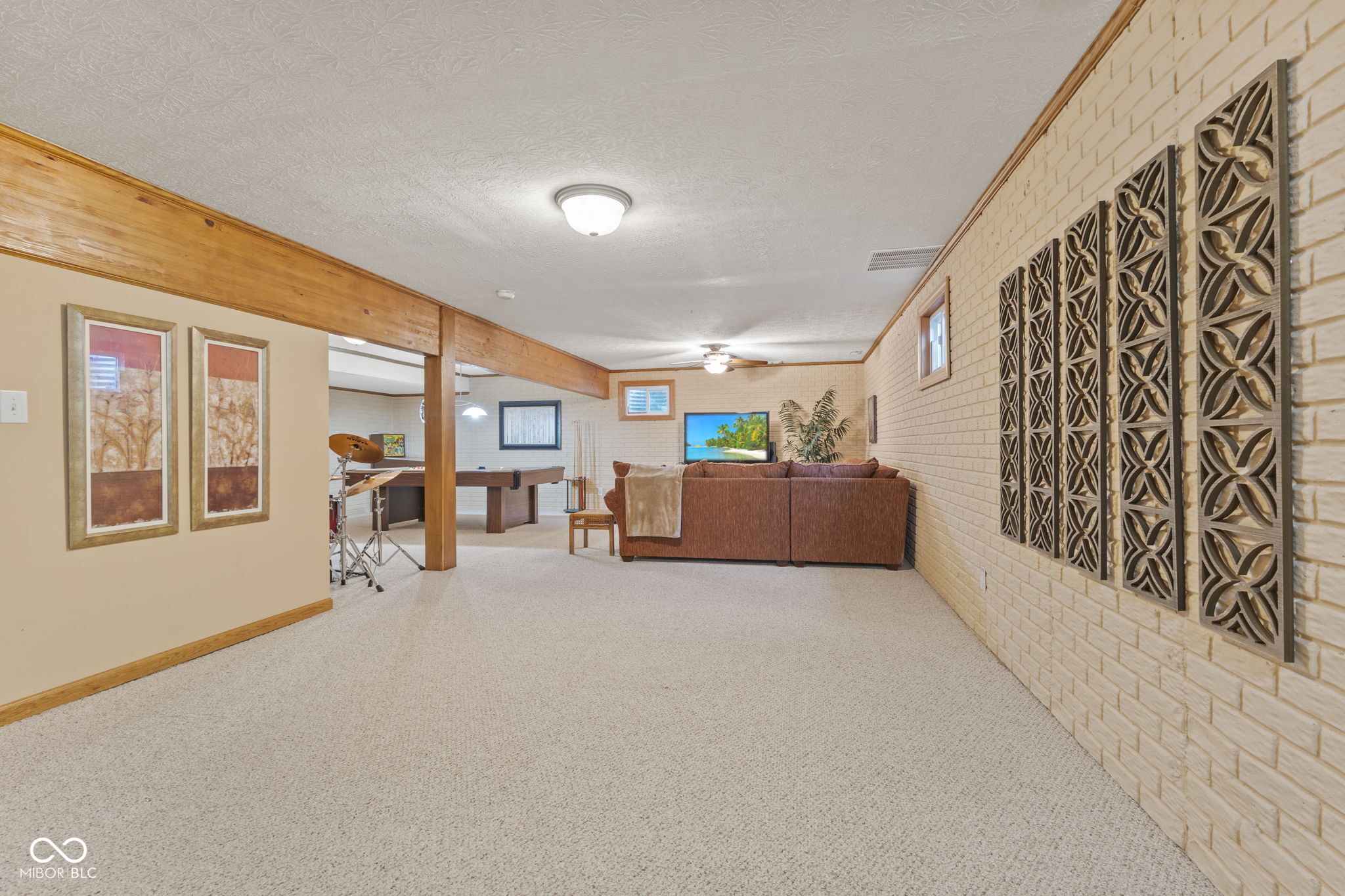 7832 Islay Road Indianapolis, IN 46217 - Photo 35 of 41 Gallery Image 35