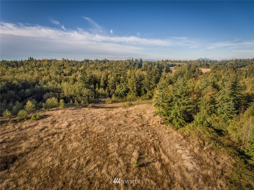 9526 Valley View Road Blaine, WA 98230 - Photo 14 of 23