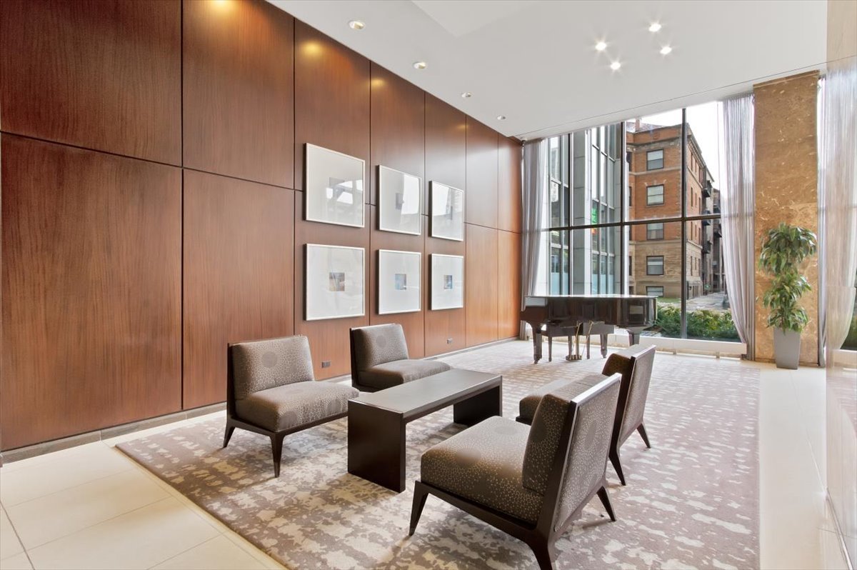 655 West Irving Park Road, Unit 1004 Chicago, IL 60613 - Photo 24 of 25