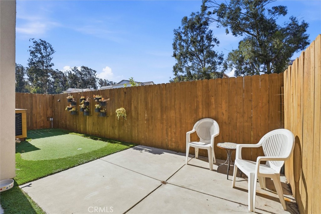 780 Haystack Place San Luis Obispo, CA 93405 - Photo 5 of 27 peace and privacy in the backyard