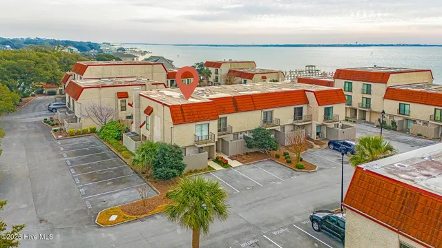 $525,000 | 4801 South Shore Drive, Unit B1 THE BLUFFS, Morehead City, NC 28557
