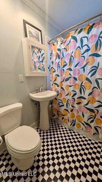 1701 Eastwood Road Natchez, MS 39120 - Photo 18 of 20 hall bath