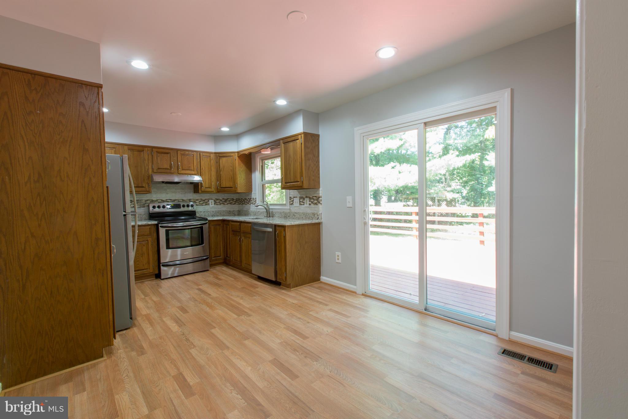 8237 Frye Road Alexandria, VA 22309 - Photo 6 of 22 Dining Room