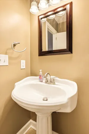 $279,000 | 1904 Miccosukee Road, Tallahassee, FL 32308