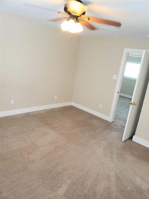 819 Lightningbug Lane Conroe, TX 77301 - Photo 10 of 12