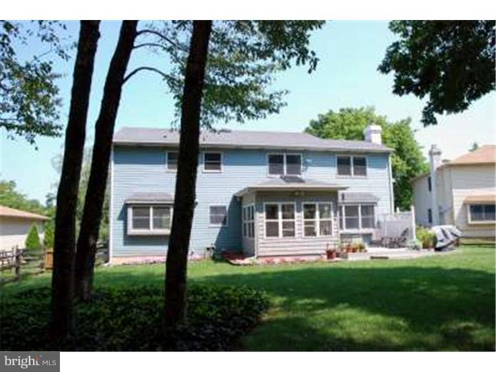 30 Timber Road Horsham, PA 19044 - Photo 2 of 21 Exterior Back