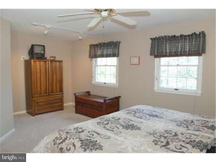 30 Timber Road Horsham, PA 19044 - Photo 11 of 21 Master Bedroom