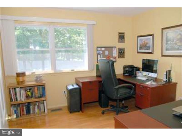 30 Timber Road Horsham, PA 19044 - Photo 15 of 21 Bedroom 3