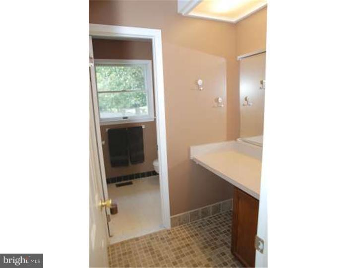 30 Timber Road Horsham, PA 19044 - Photo 16 of 21 Bathroom
