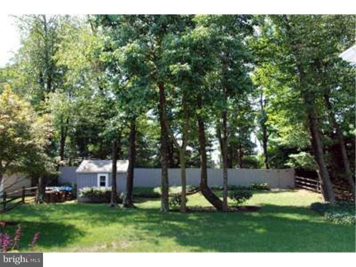 30 Timber Road Horsham, PA 19044 - Photo 20 of 21 Back Yard