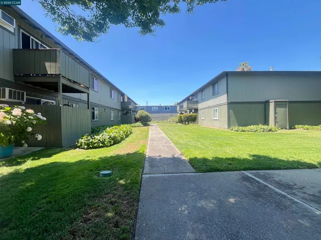 $199,000 | 1133 Meadow Lane, Unit 53, Concord, CA 94520