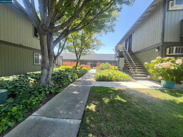 $199,000 | 1133 Meadow Lane, Unit 53, Concord, CA 94520