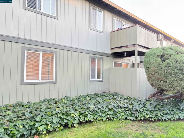 $199,000 | 1133 Meadow Lane, Unit 53, Concord, CA 94520