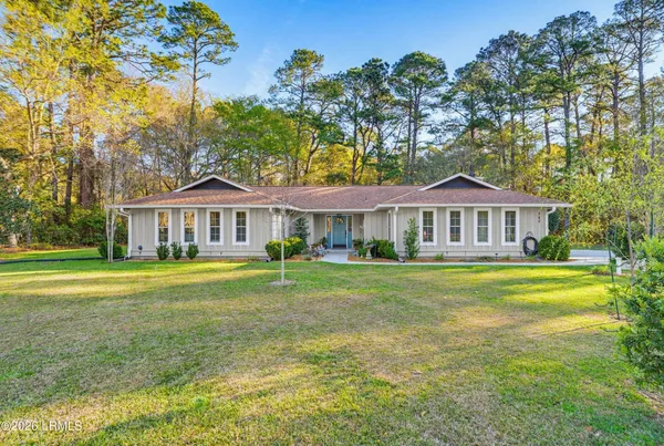 $449,000 | 142 Wade Hampton Drive, Beaufort, SC 29907