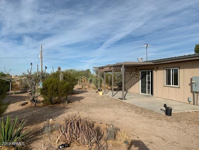 9026 North Page Road Florence, AZ 85132 - Photo 1 of 18 Desert Oasis