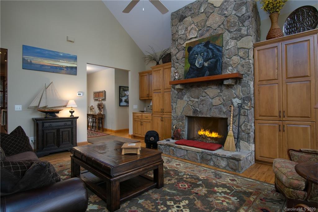 59 Two Ponds Road Sapphire, NC 28774 - Photo 12 of 45 Gallery Image 12