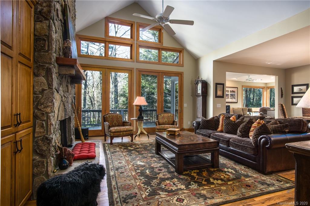 59 Two Ponds Road Sapphire, NC 28774 - Photo 10 of 45 Gallery Image 10