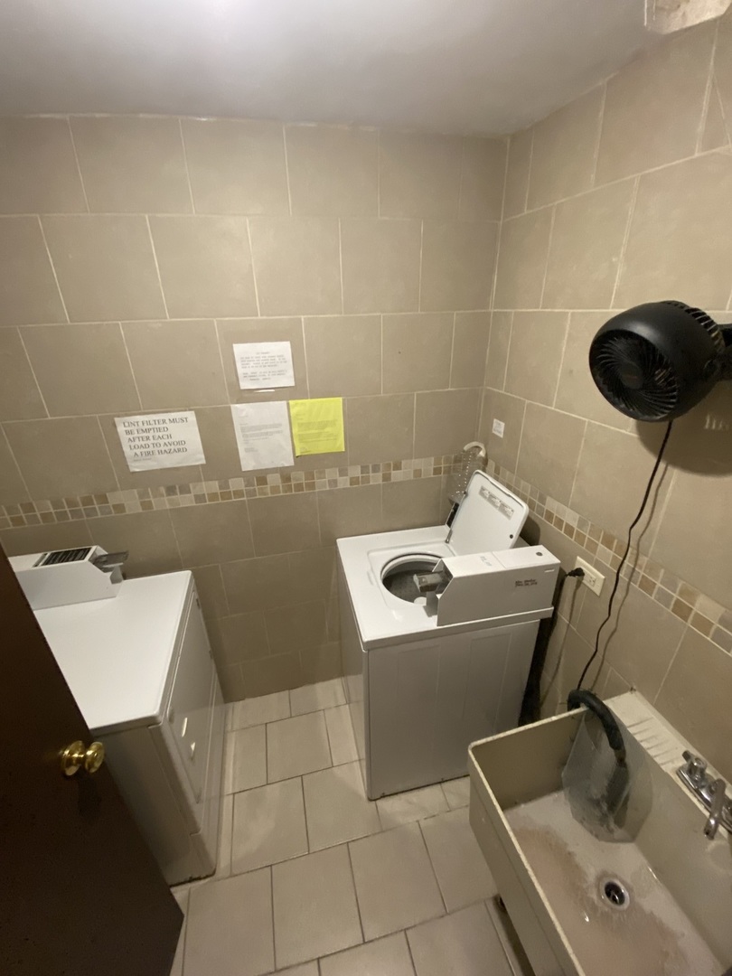 5240 Galitz Street, Unit 304 Skokie, IL 60077 - Photo 18 of 18 a bathroom with a sink and toilet