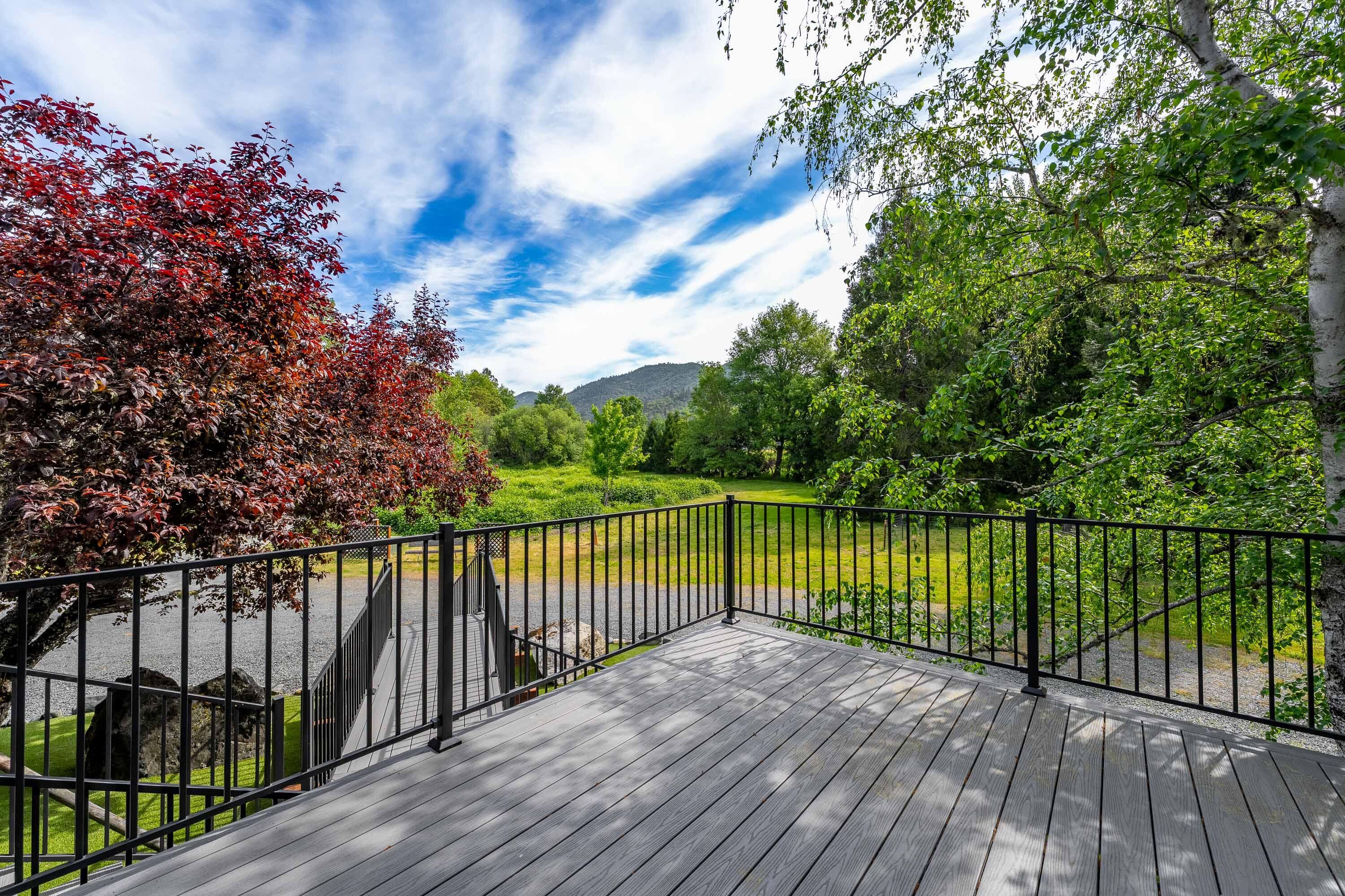 8404 New Hope Road Grants Pass, OR 97527 - Photo 20 of 67 Gallery Image 20