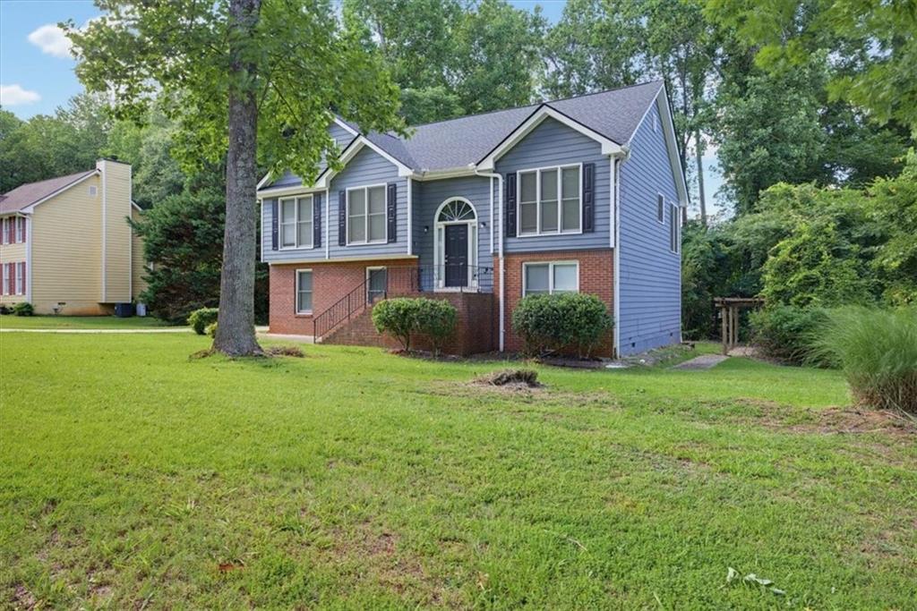 10 Fairhaven Court Covington, GA 30016 - Photo 2 of 42