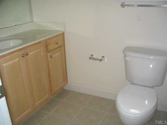 215 Waterfall Road Henderson, NC 27537 - Photo 9 of 10 Hall/guest bath