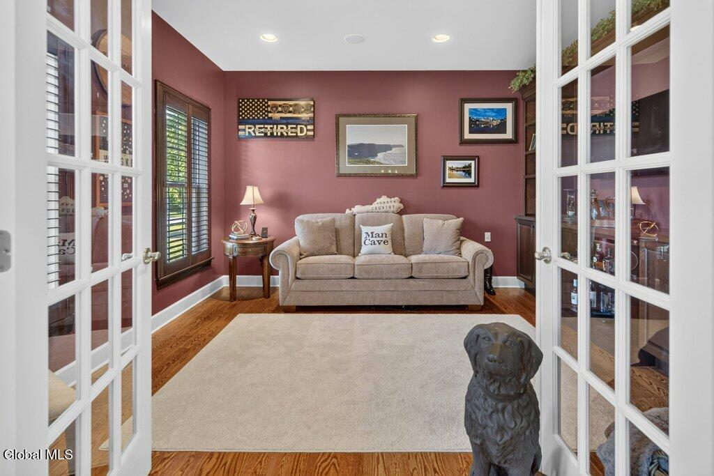 13 Peacham Road Colonie, NY 12189 - Photo 3 of 45 003-DSC01309_m