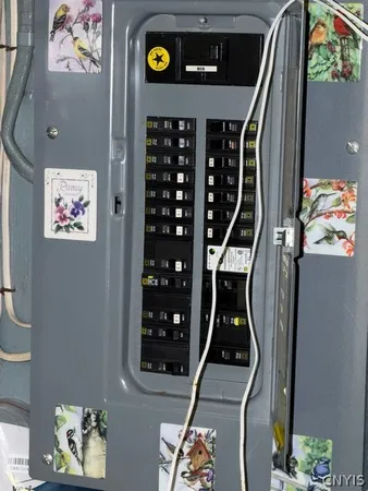 $162,500 | 501 Chestnut Street, Clay, NY 13212