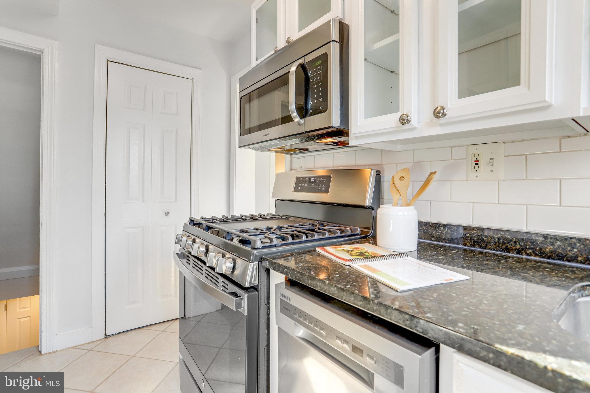 4766 21st Road North Arlington, VA 22207 - Photo 13 of 41