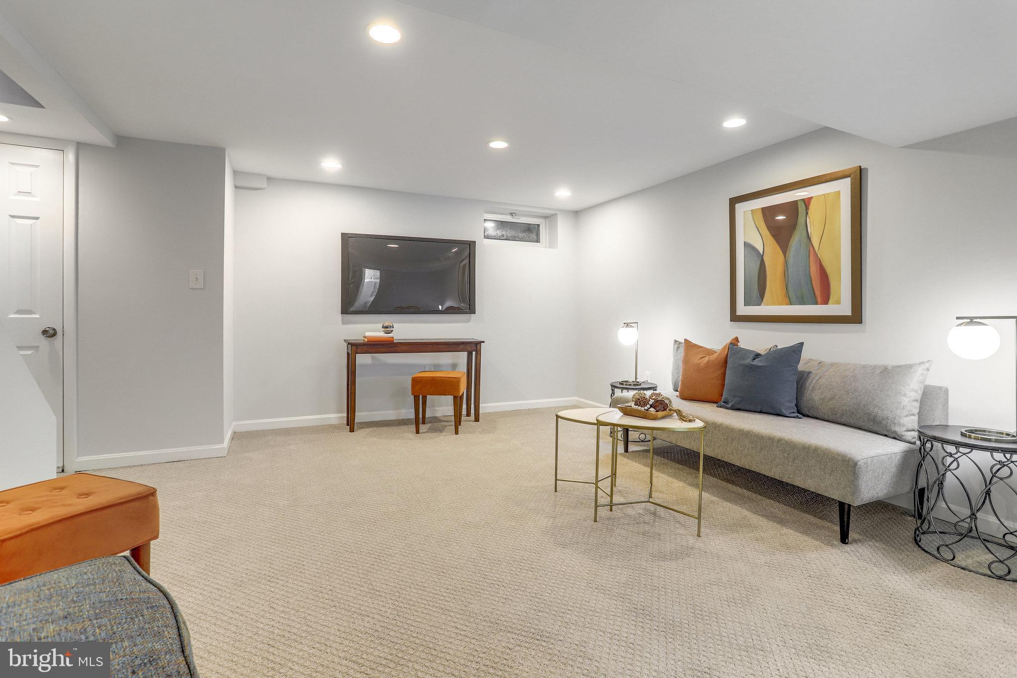 4766 21st Road North Arlington, VA 22207 - Photo 26 of 41 Recessed lights