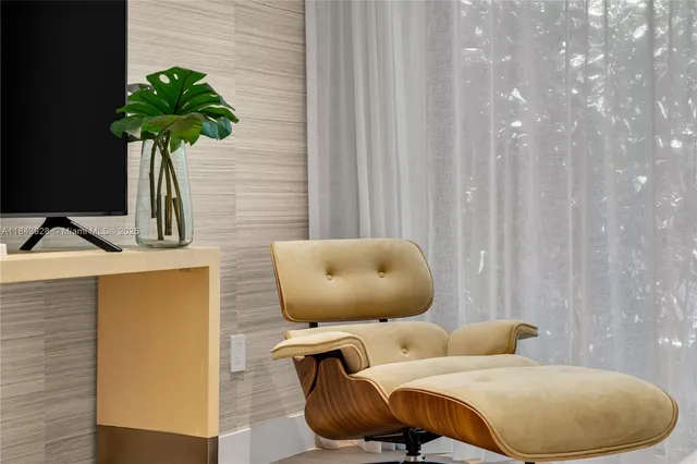 $8,900,000 | 620 Ocean Boulevard, Golden Beach, FL 33160