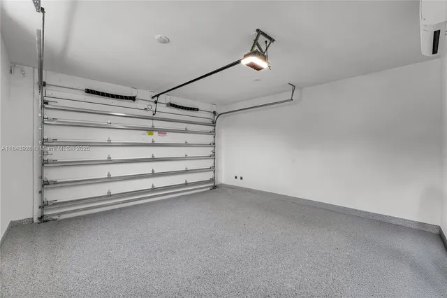 $8,900,000 | 620 Ocean Boulevard, Golden Beach, FL 33160