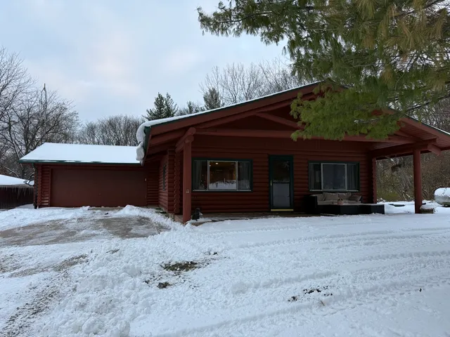 $299,999 | 9320 North 600th Avenue, Hennepin, IL 61327