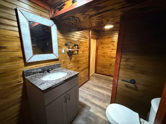 $299,999 | 9320 North 600th Avenue, Hennepin, IL 61327