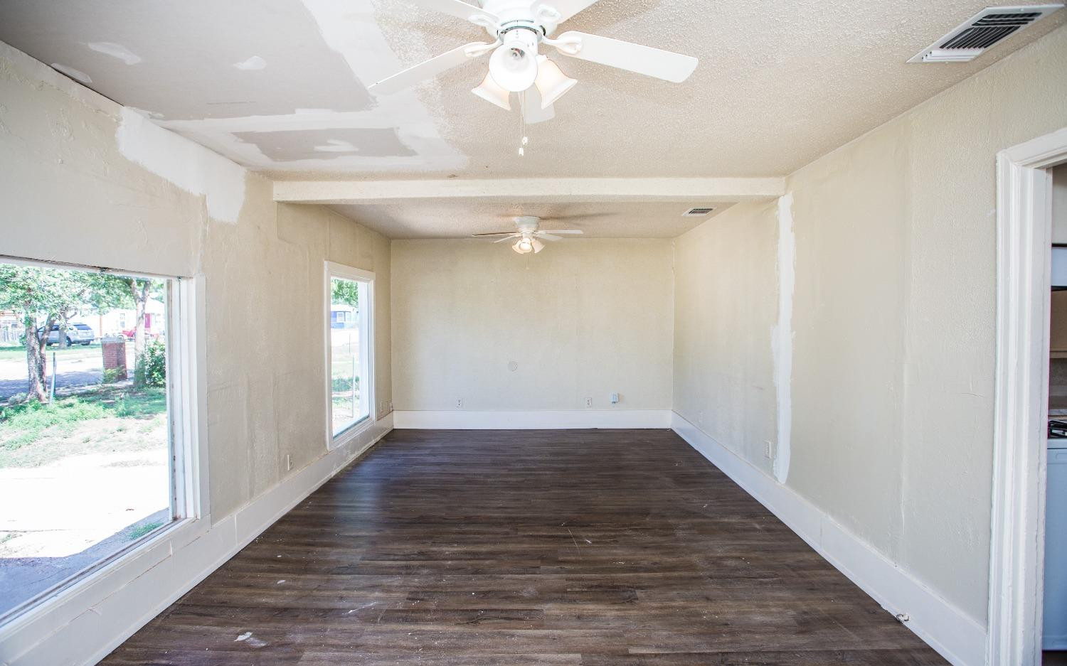 307 Waco Avenue Lubbock, TX 79415 - Photo 5 of 30 Photo 5